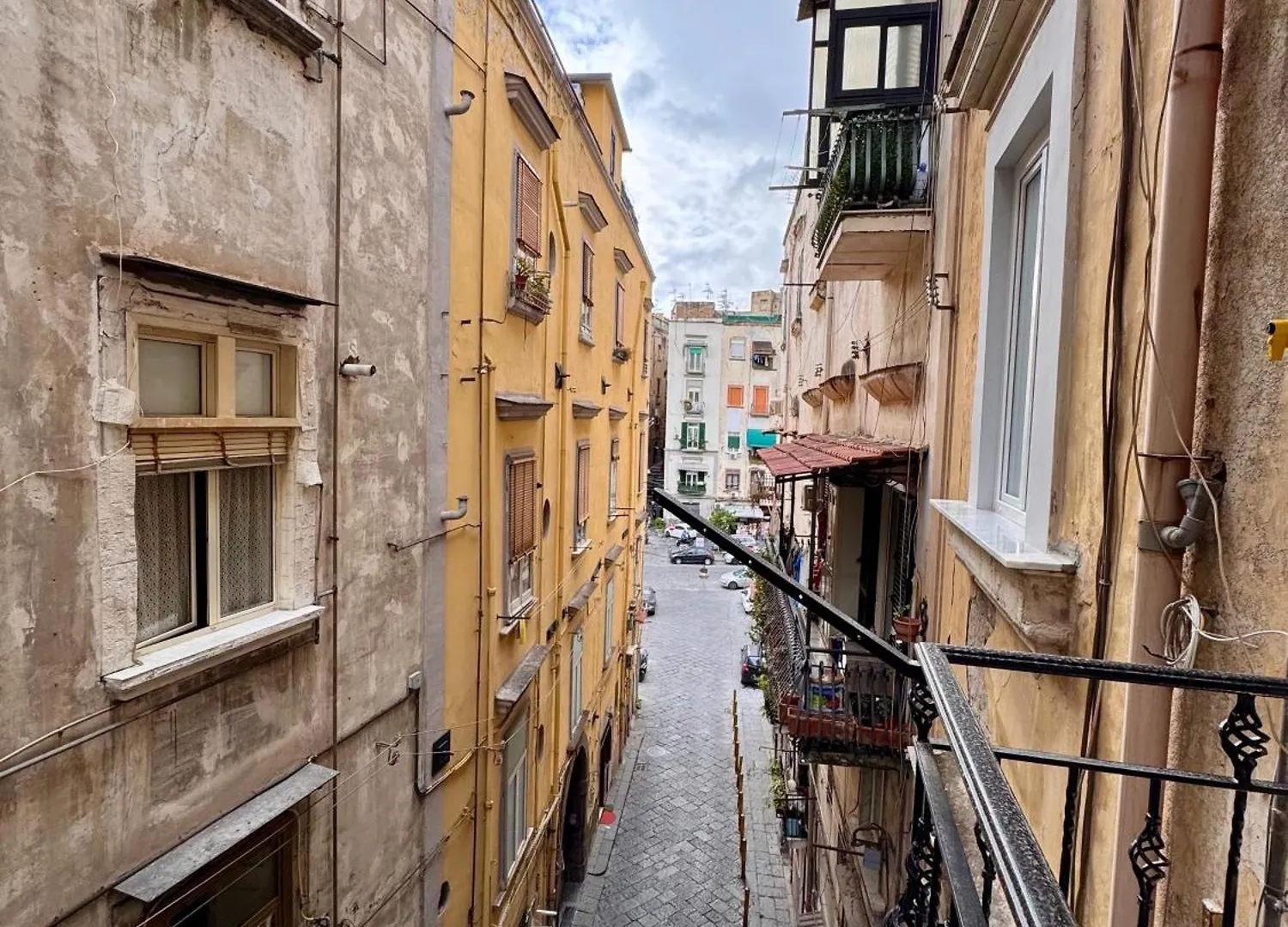 Ferdinando'S Home Naples