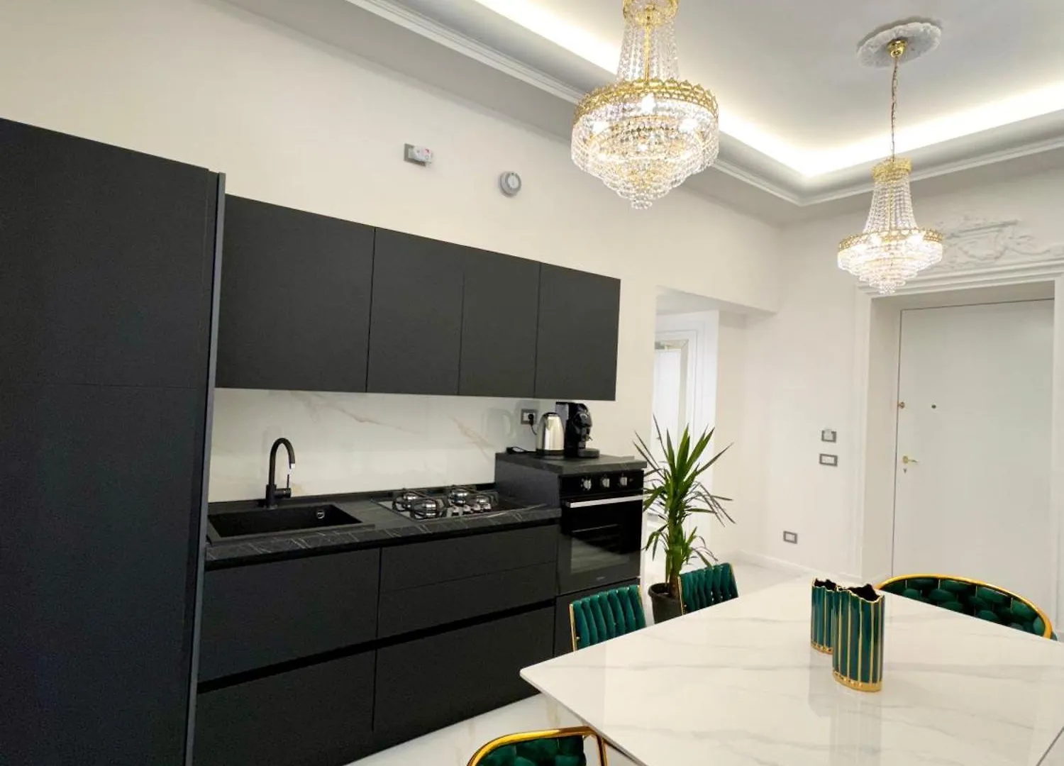Ferdinando'S Home Naples Apartment